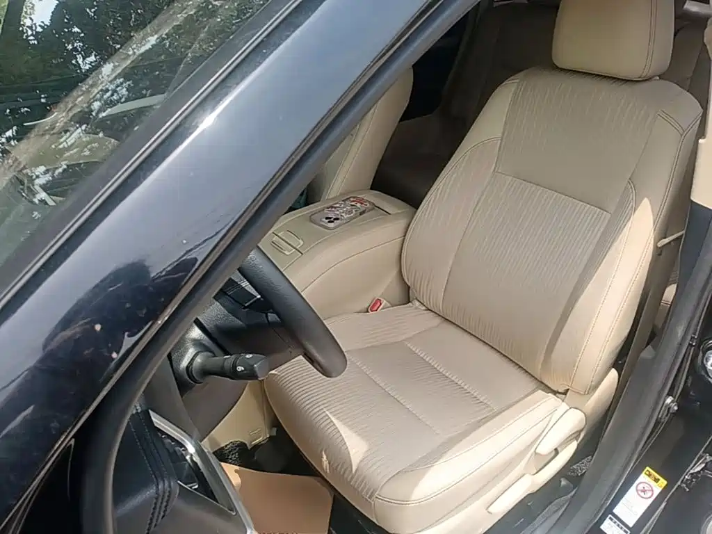 Фото 15 - Toyota Highlander