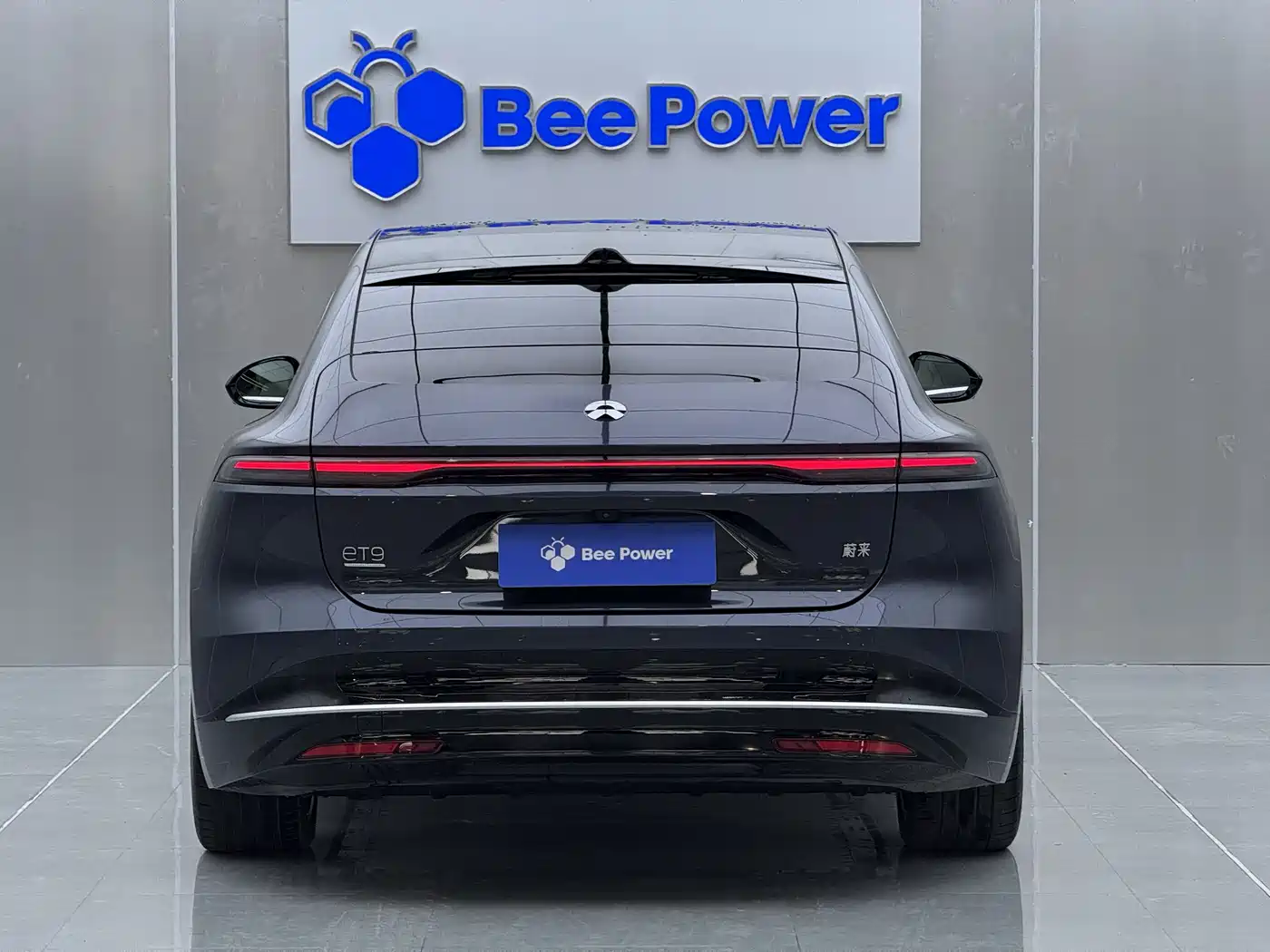NIO NIO ET9