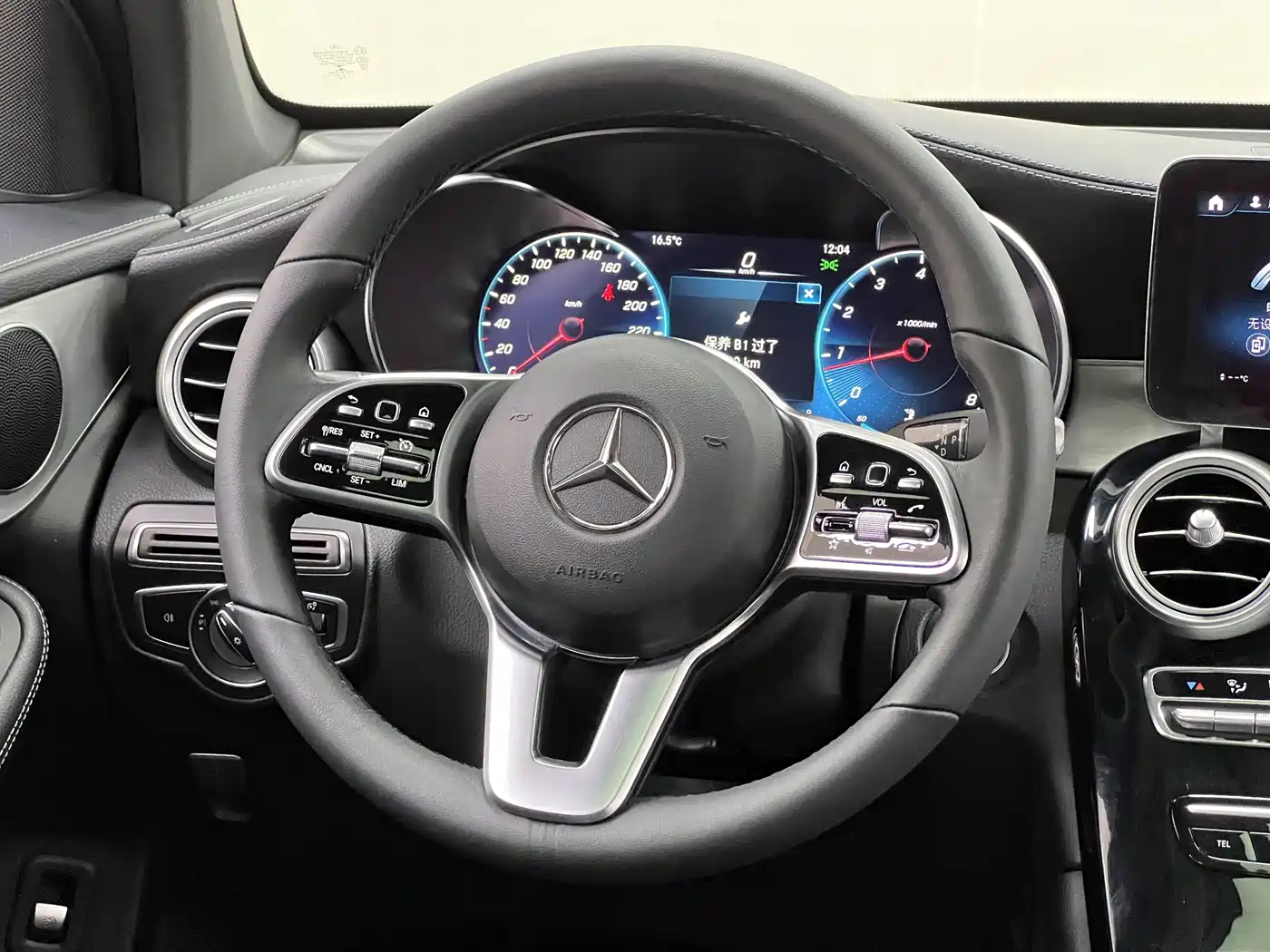 Mercedes-Benz GLC 2022 Model GLC 260 L 4MATIC Dynamic Edition фото 18