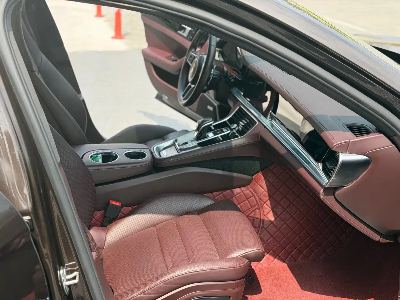 PORSCHE PANAMERA NEW ENERGY