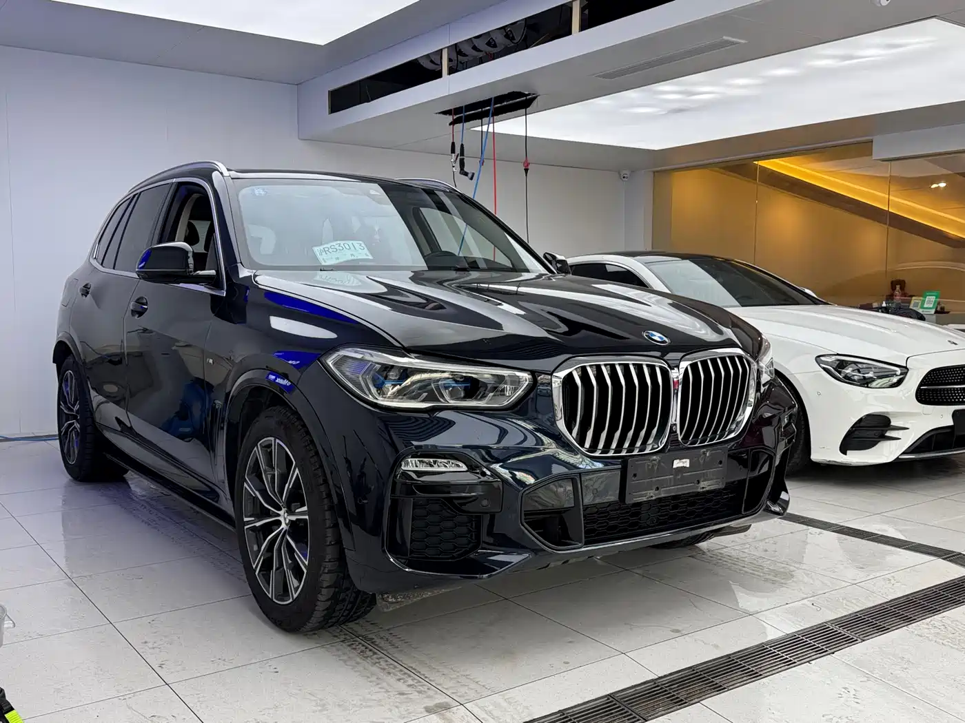 BMW X5 (Import) 2020 xDrive40i M Sport Package фото 3