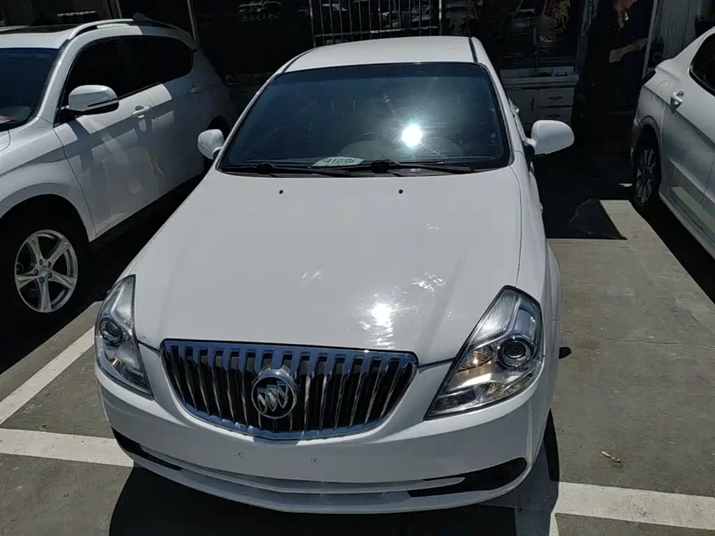 Buick Excelle 2015 1.5L Automatic Classic фото 3