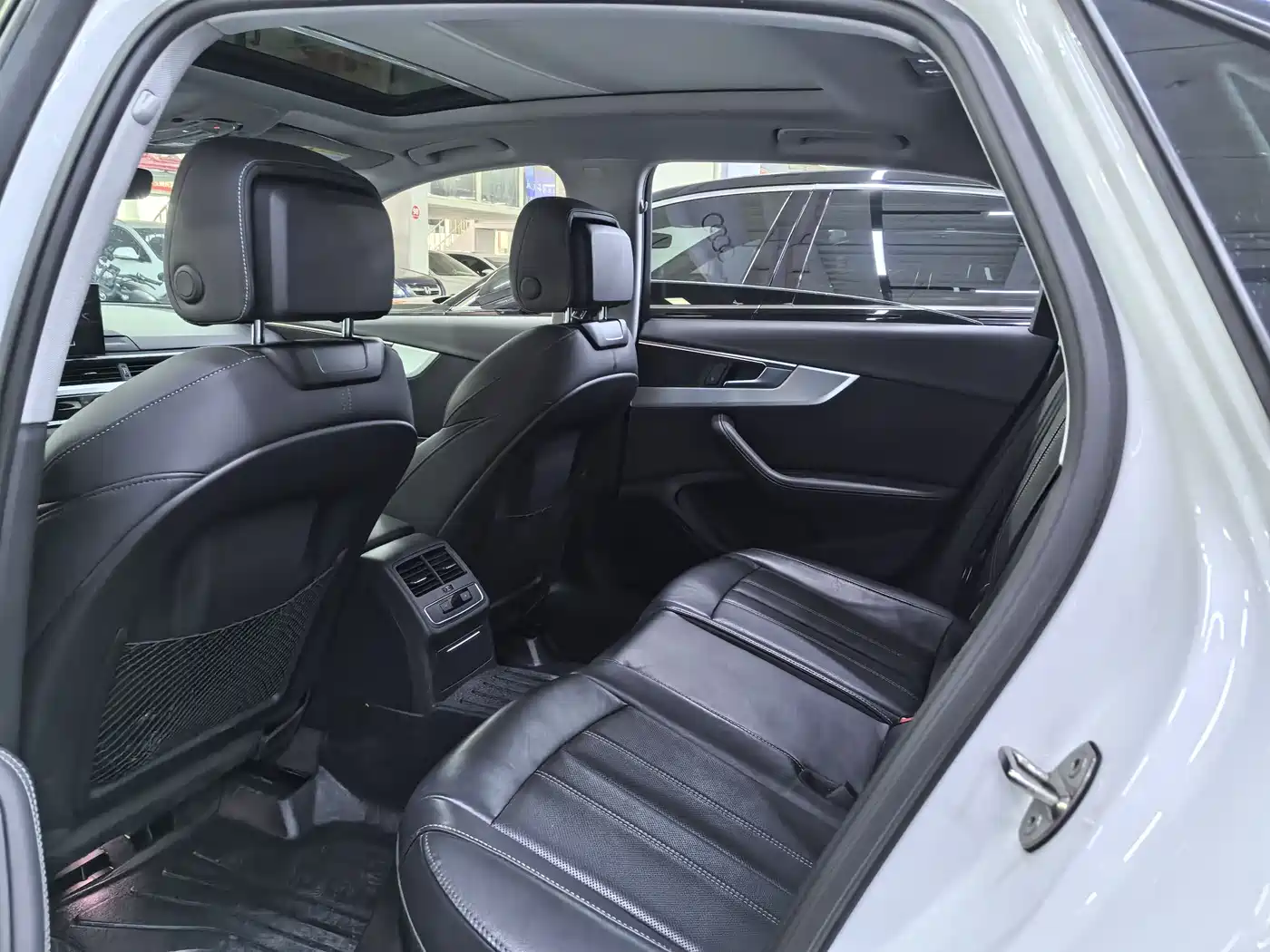 Audi A4L 2022 40 TFSI Luxury Dynamic фото 9