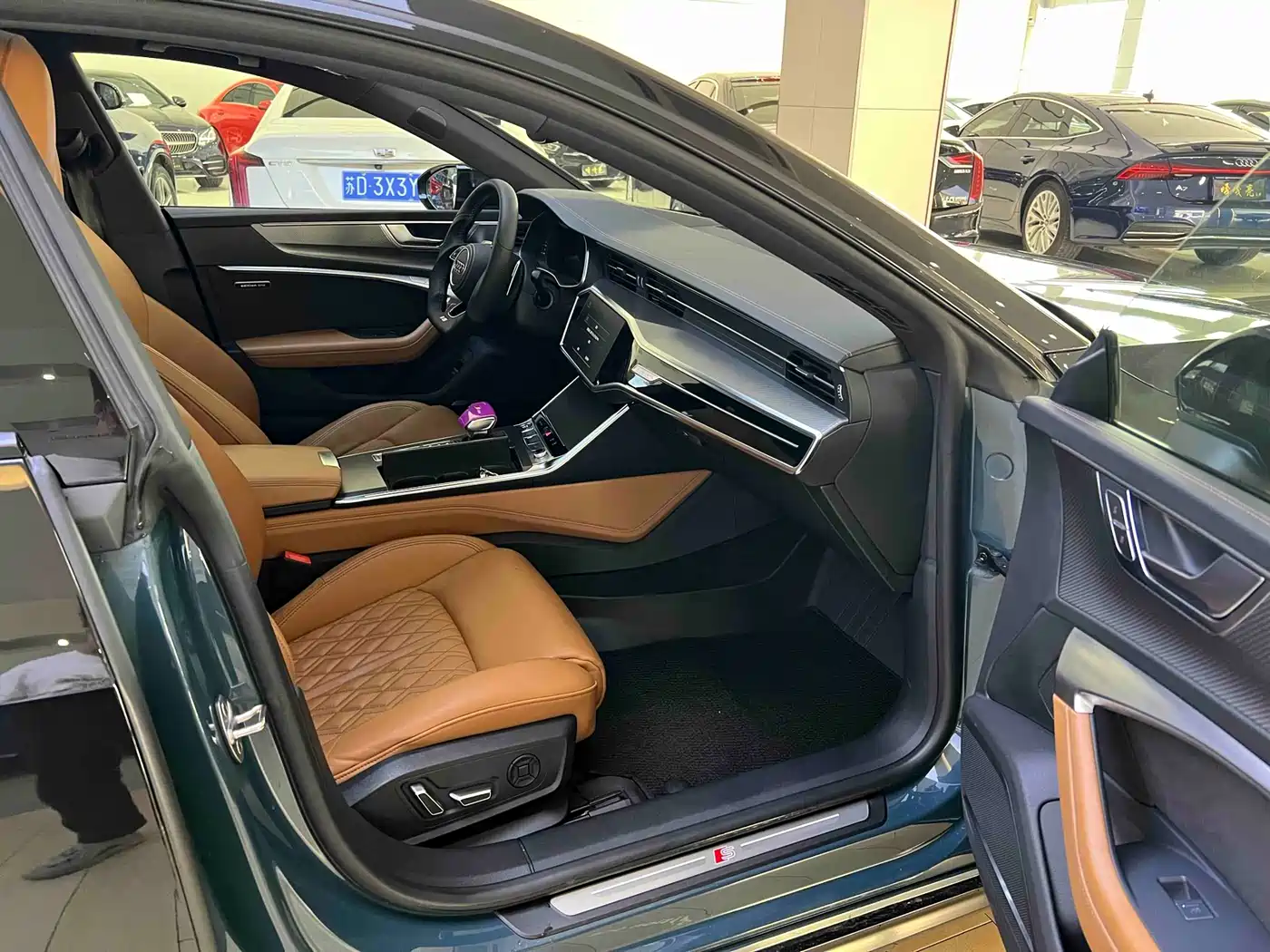 Audi A7L 2022 55 TFSI quattro S-line edition one Pioneer Edition фото 6