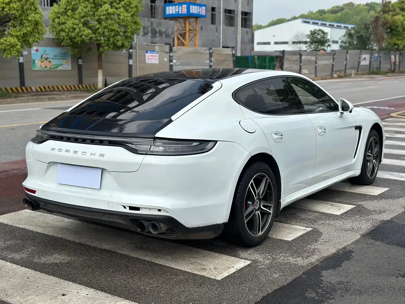 Porsche Panamera 2014 Panamera 3.0T фото 4