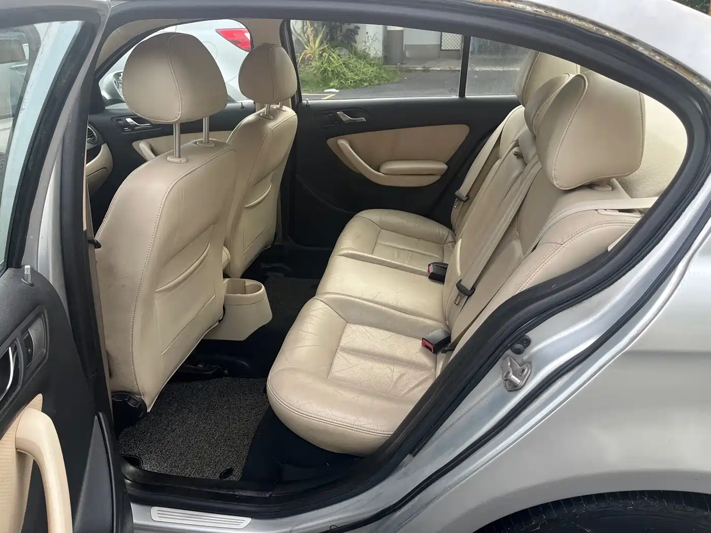 Volkswagen Lavida 2011 1.4TSI DSG Pinya Edition фото 12