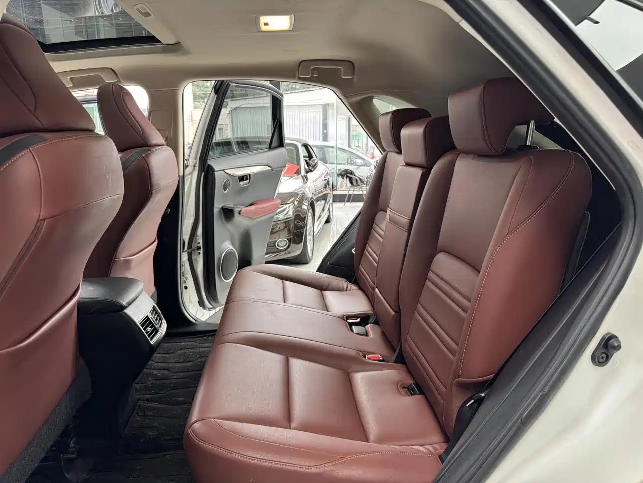 Lexus NX 2015 200t AWD F Sport фото 10