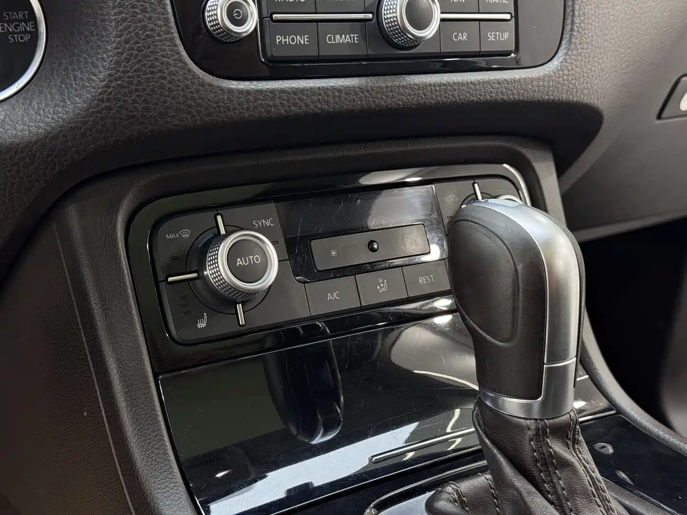 Volkswagen Touareg 2016 3.0TSI Standard фото 5