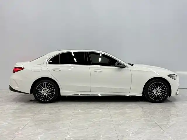 Mercedes-Benz C-Class 2023 Facelift II C 260 L Sport Edition фото 20