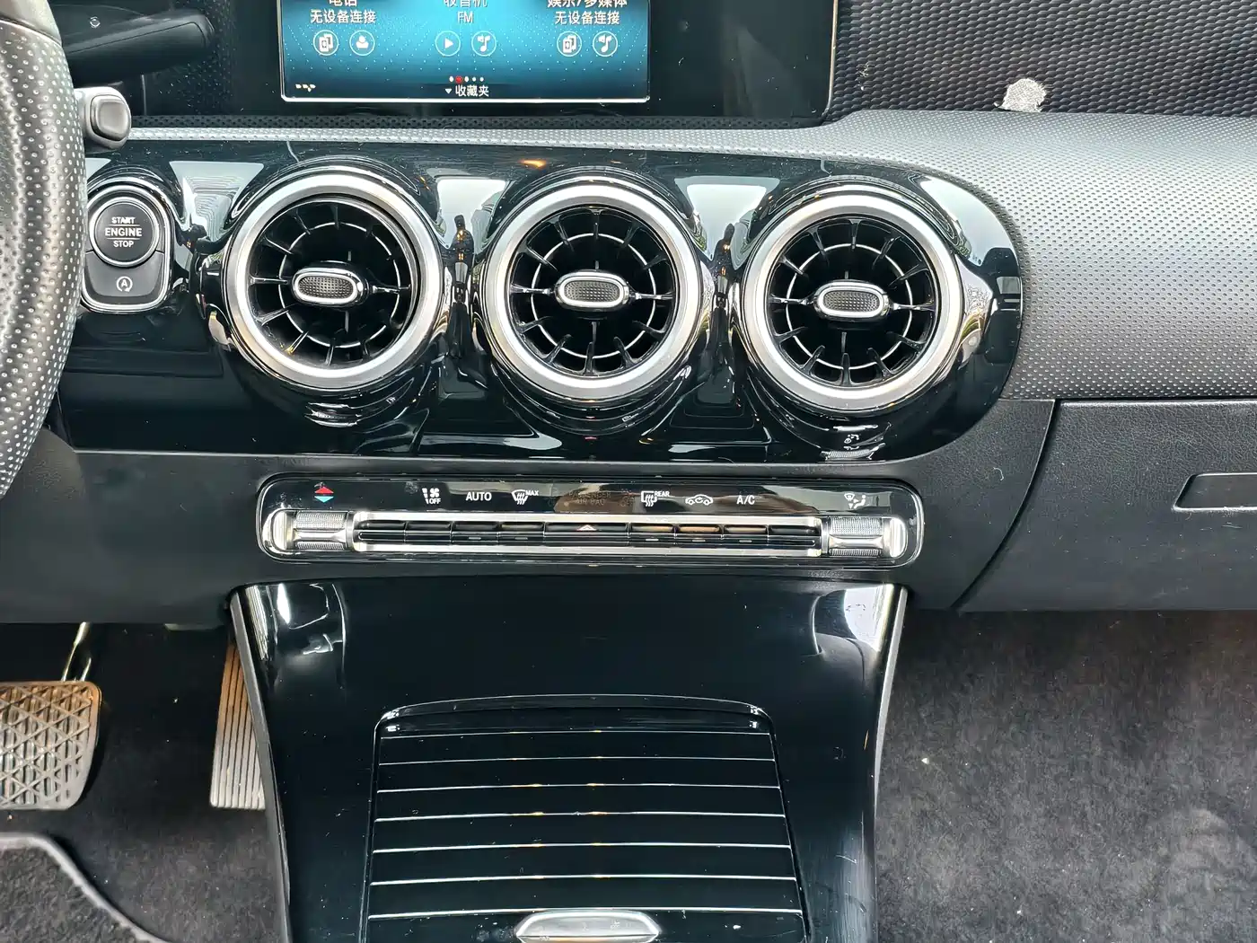 Mercedes-Benz A-Class 2019 A 180 L Sport Sedan фото 45