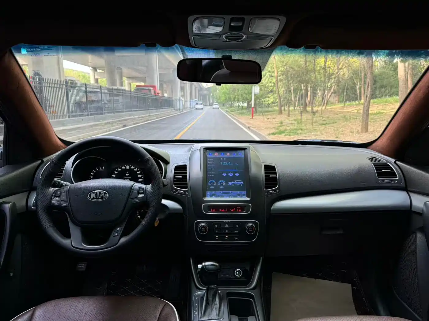 Kia Sorento 2013 2.4L 5-seat Gasoline Luxury Edition фото 5