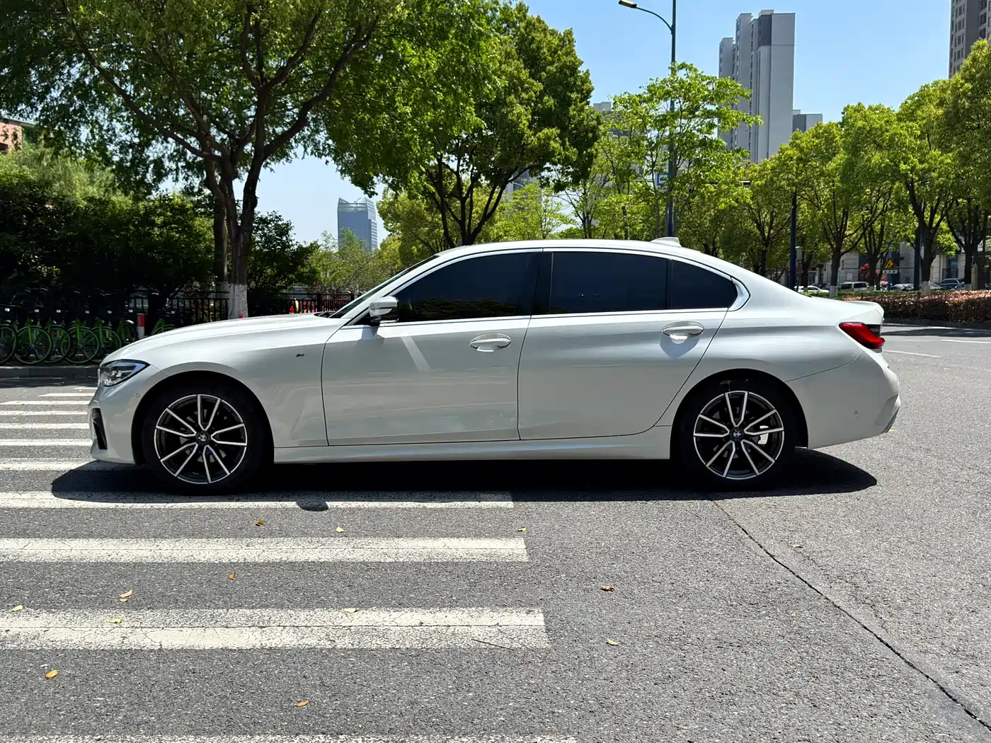 BMW 3 Series 2021 320Li M Sport Package фото 4