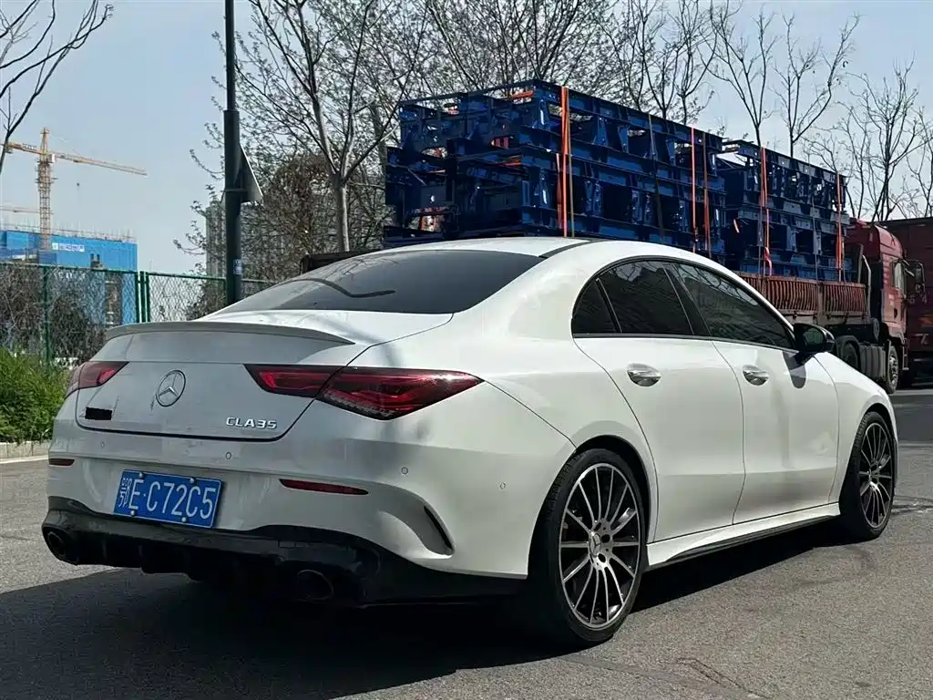 Mercedes-Benz CLA AMG 2020 AMG CLA 35 4MATIC фото 4