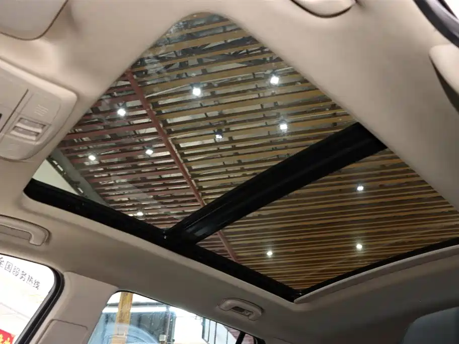 Buick Envision Plus 2017 20T FWD Premium фото 15