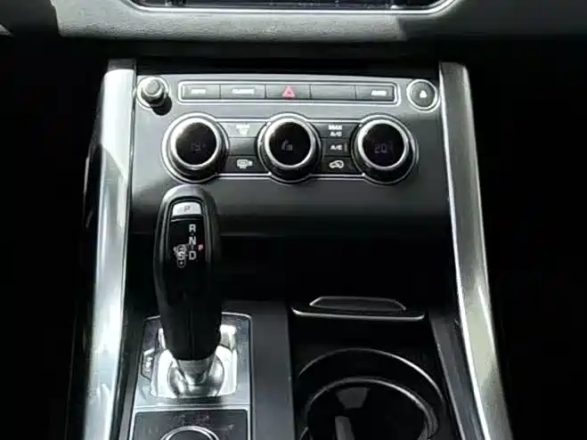 Land Rover Range Rover Sport 2017 3.0 SC V6 HSE фото 7