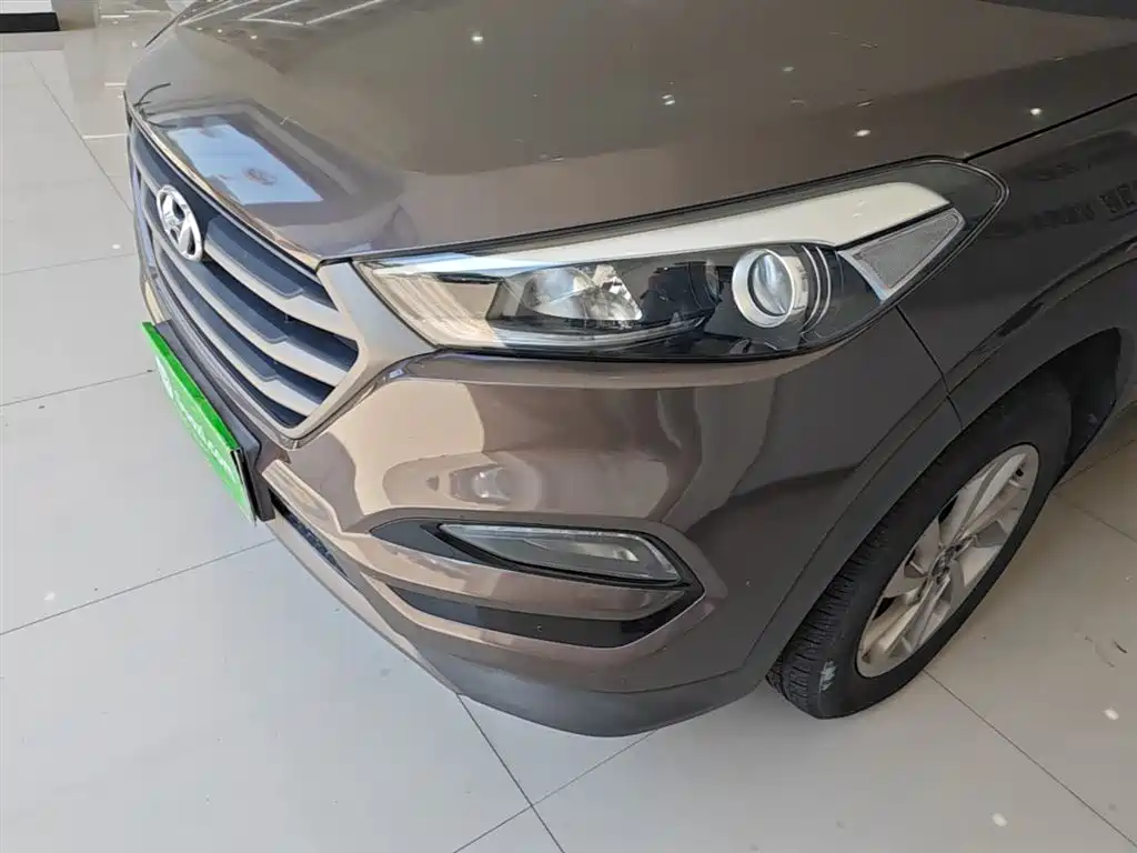 Hyundai Tucson 2015 1.6T Dual Clutch 2WD Smart фото 18