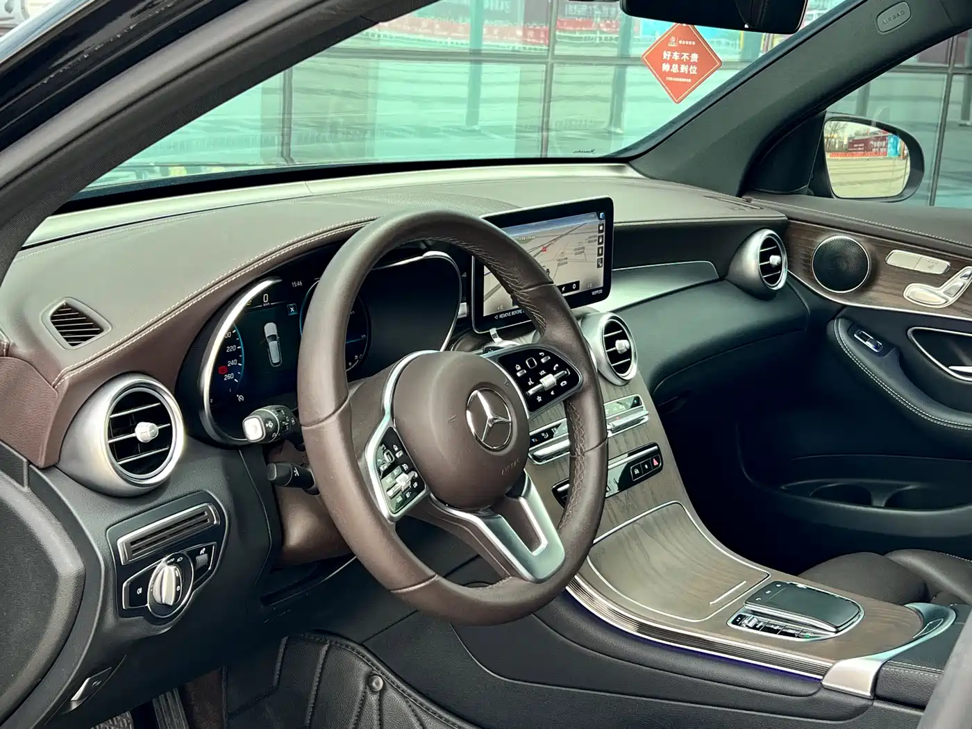 Mercedes-Benz GLC 2022 Facelift GLC 260 L 4MATIC Luxury Model фото 7