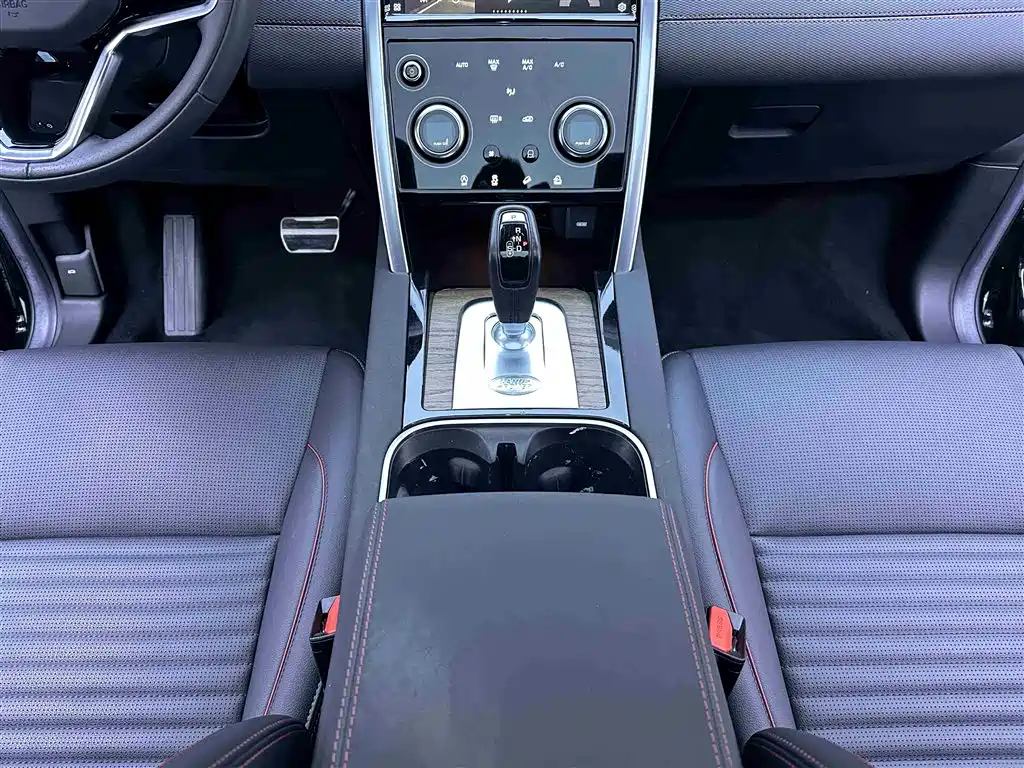 LAND ROVER DISCOVER SPORTS