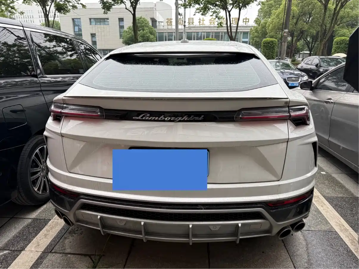 Lamborghini Urus 2021 4.0T V8 фото 11