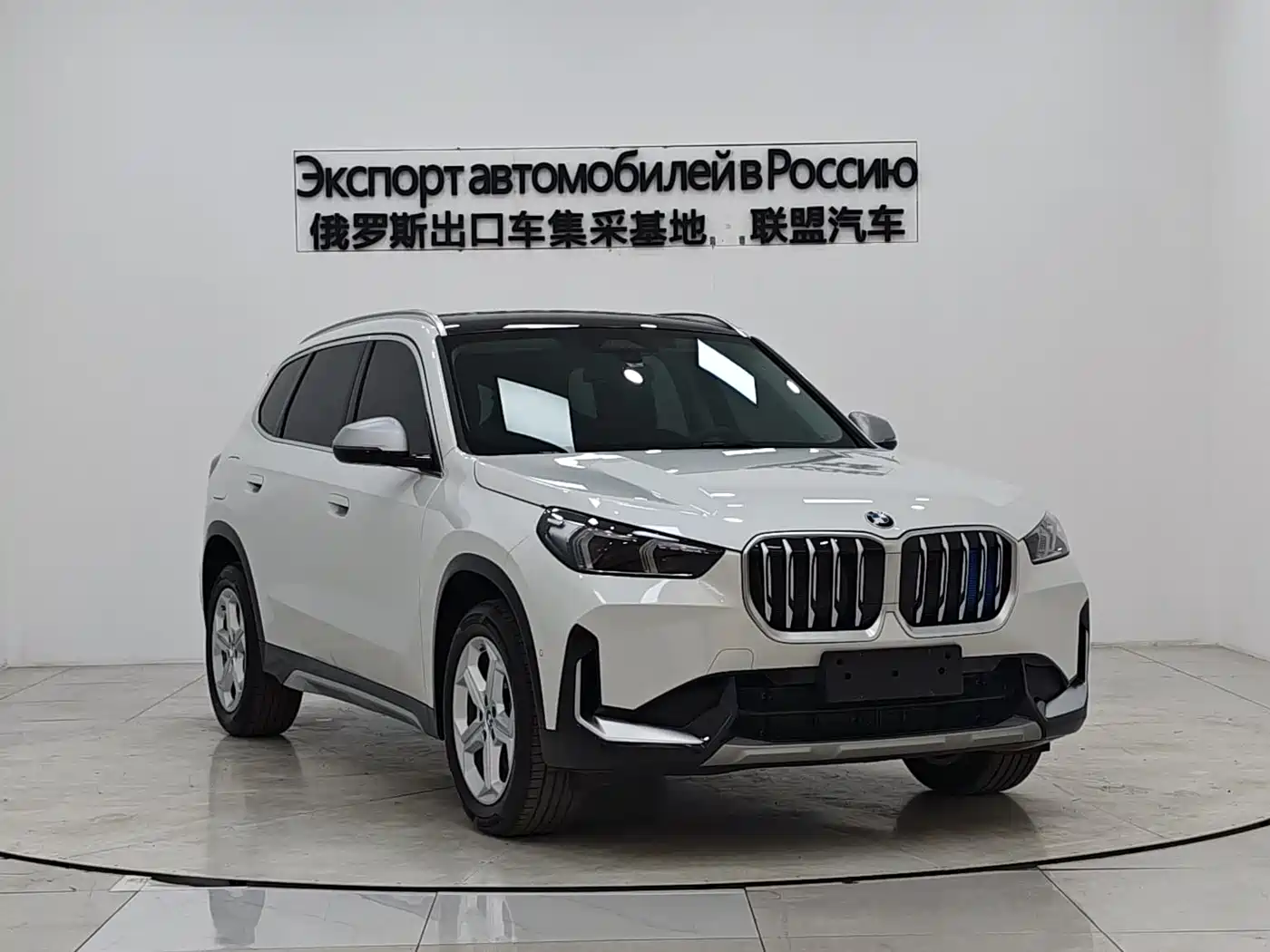 BMW X1 2024 sDrive20Li X Design Package фото 3