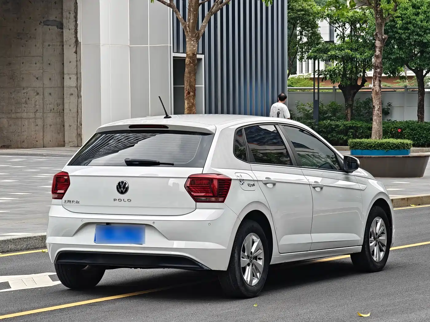 Volkswagen Polo 2023 Facelift Plus 1.5L Auto Joyful Living Edition фото 11