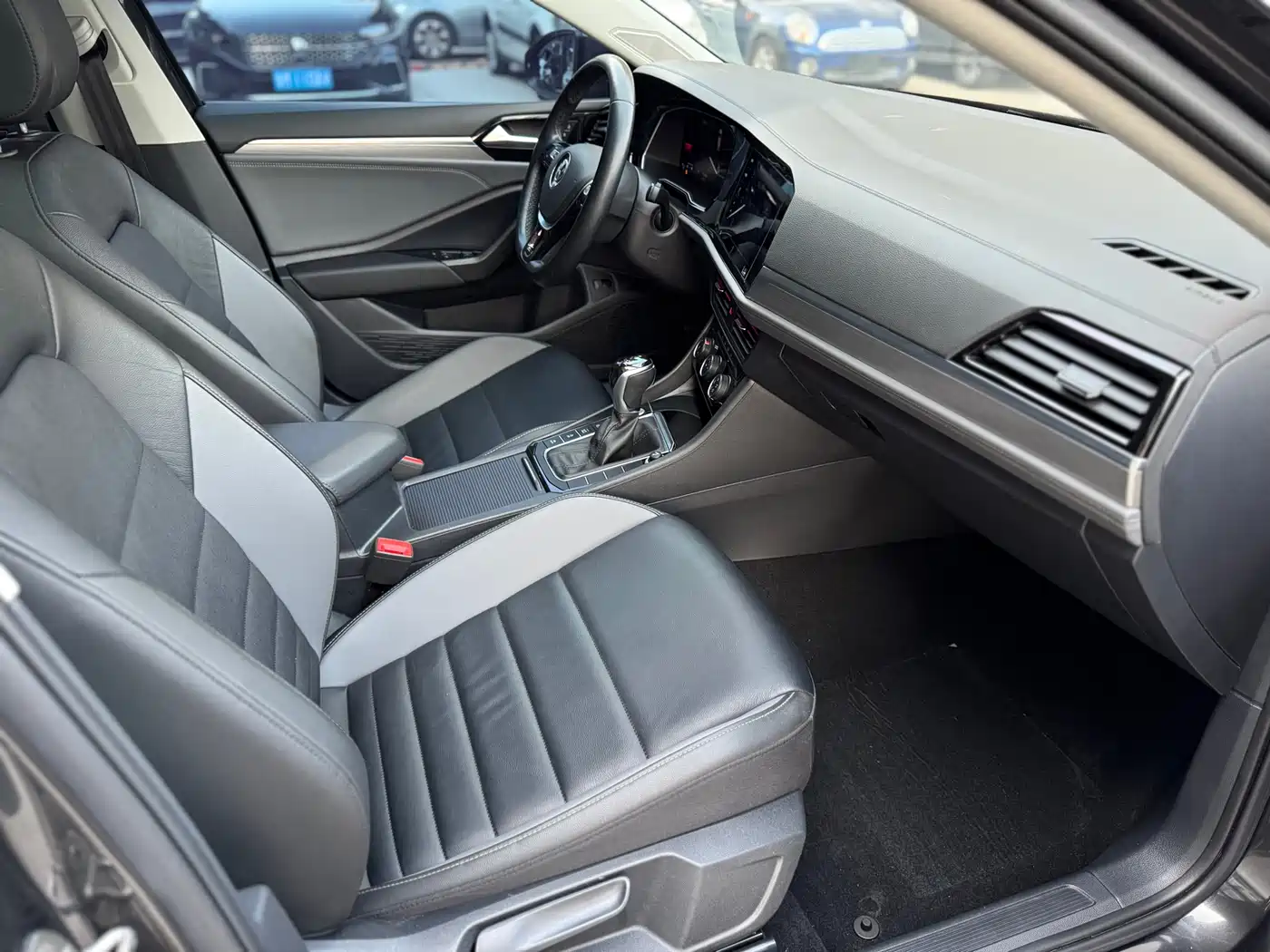Volkswagen Sagitar 2021 200TSI DSG Comfort Smart Edition фото 15