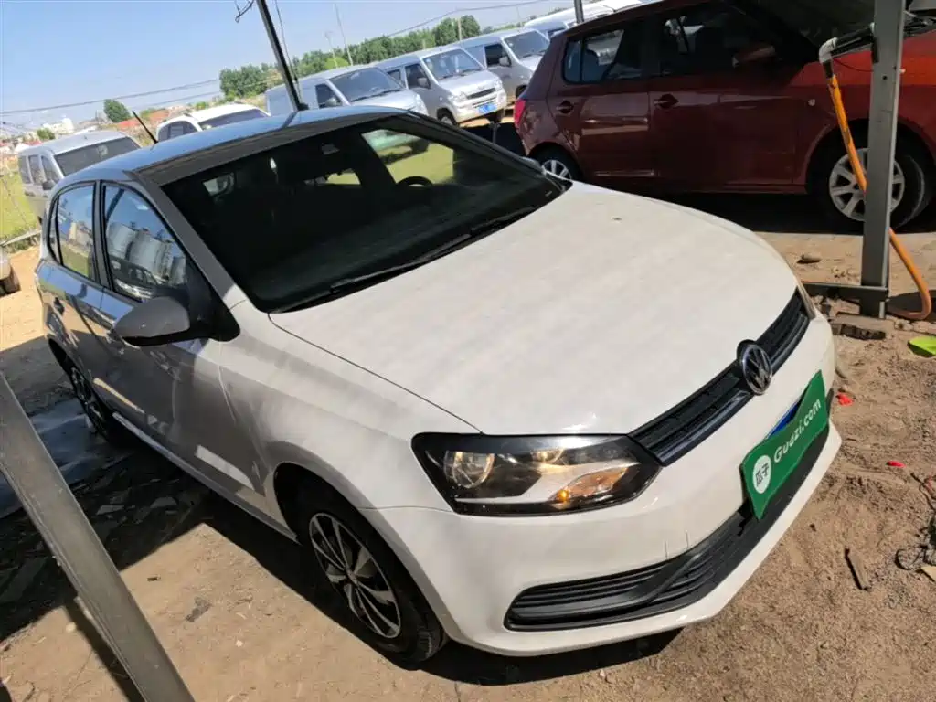 Volkswagen Polo 2016 1.4L Manual Trend фото 4