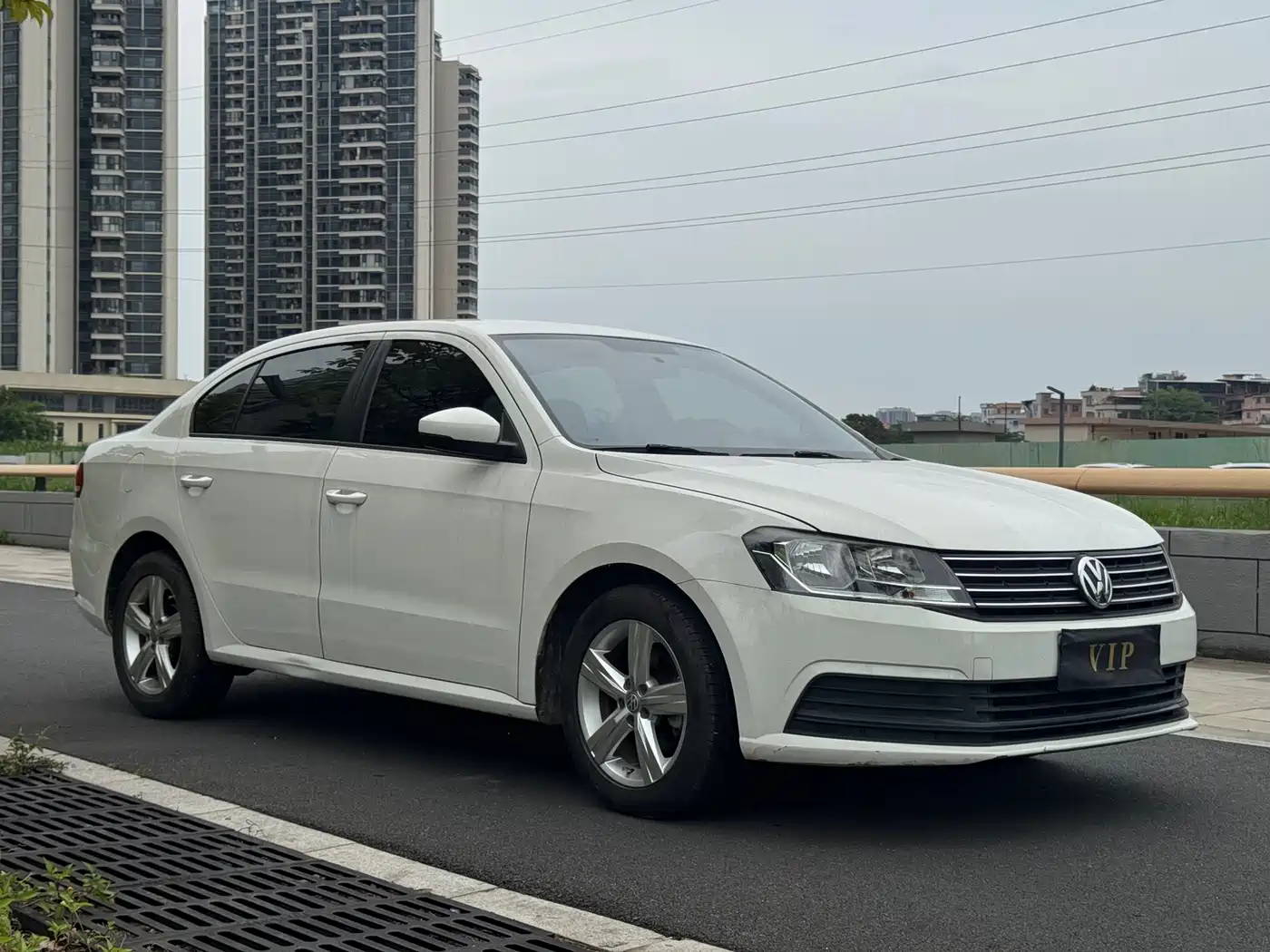 Volkswagen Lavida 2017 1.6L Automatic Trend Edition фото 3