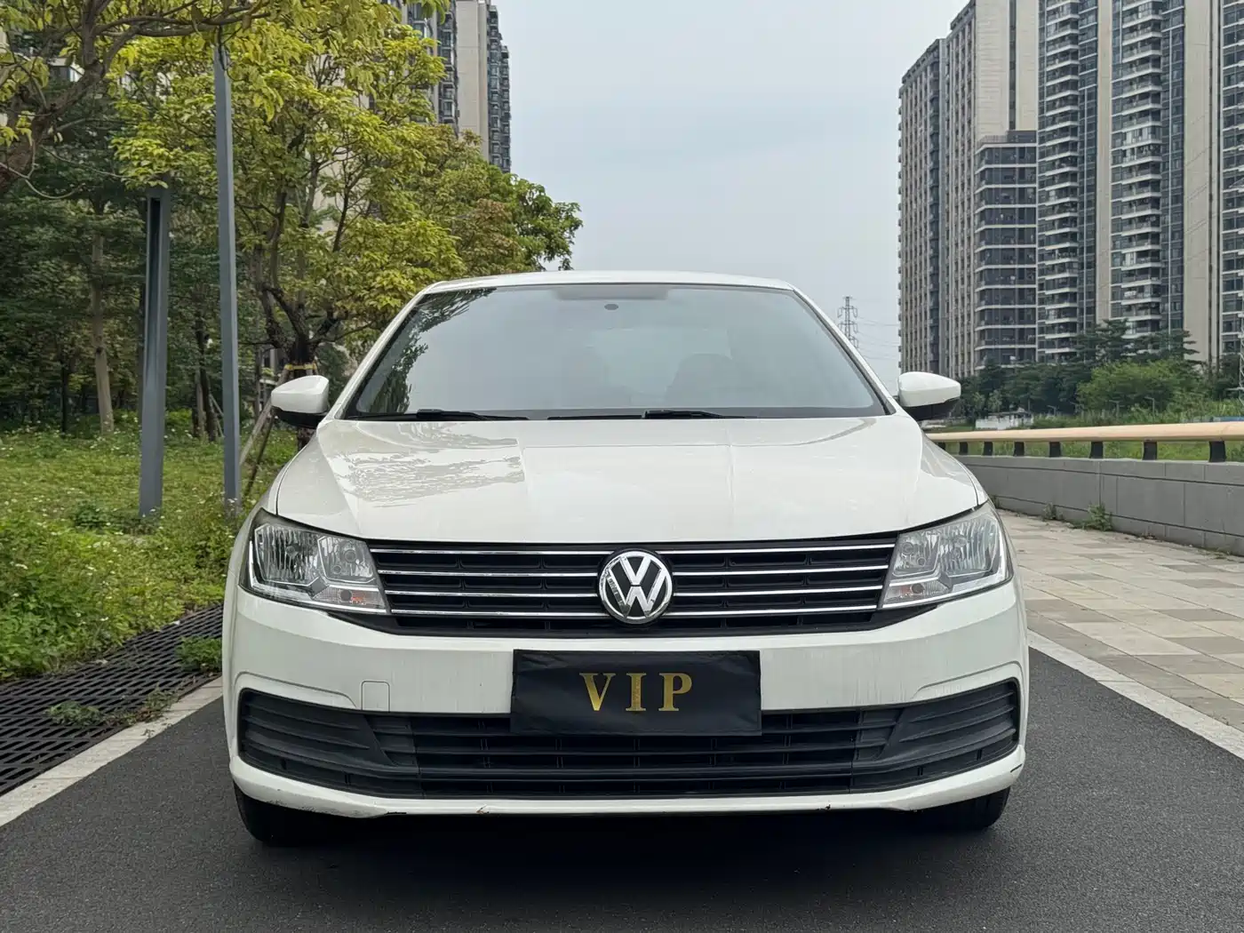 Volkswagen Lavida 2017 1.6L Automatic Trend Edition фото 2