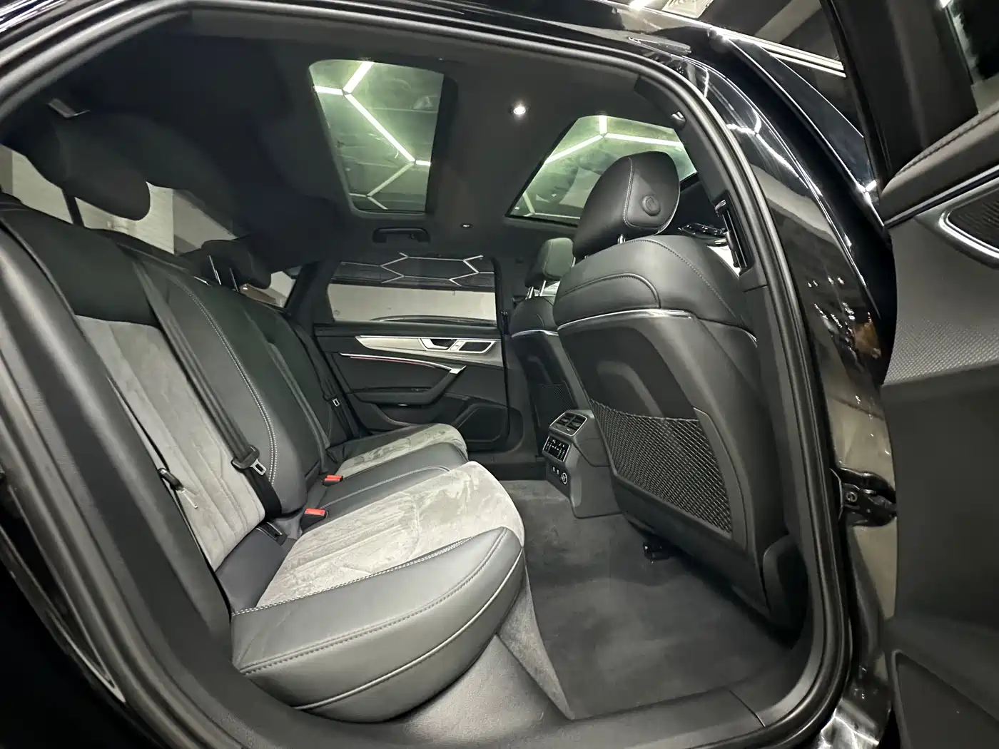 Audi A6L 2024 45 TFSI Premium Dynamic фото 15