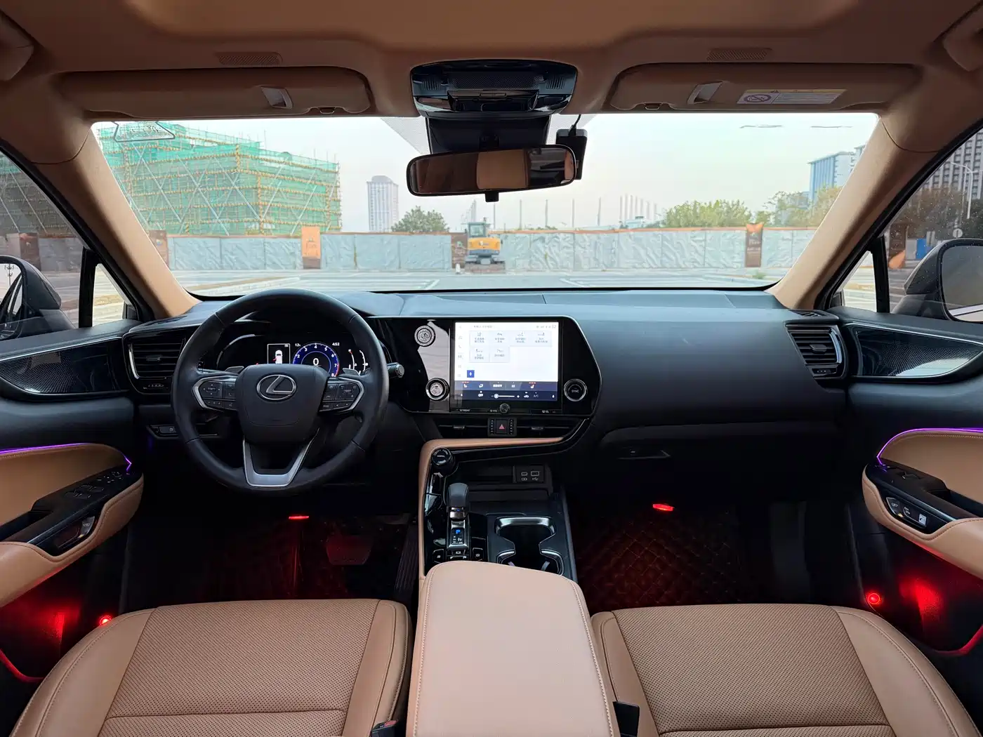Lexus NX 2022 260 FWD Joy Creation Edition фото 7