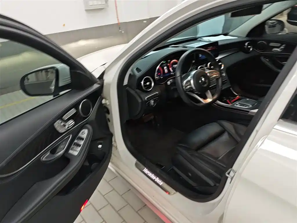 Mercedes-Benz C-Class 2020 C 260 L Sport фото 23