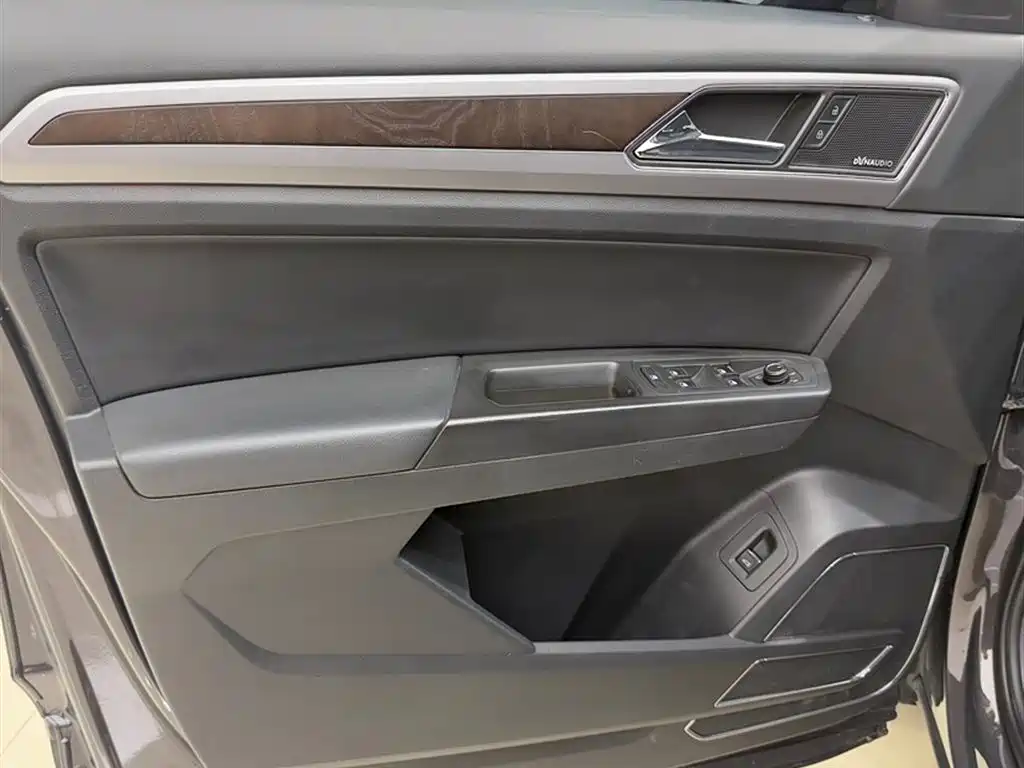 Volkswagen Teramont 2017 380TSI 4WD Flagship фото 5