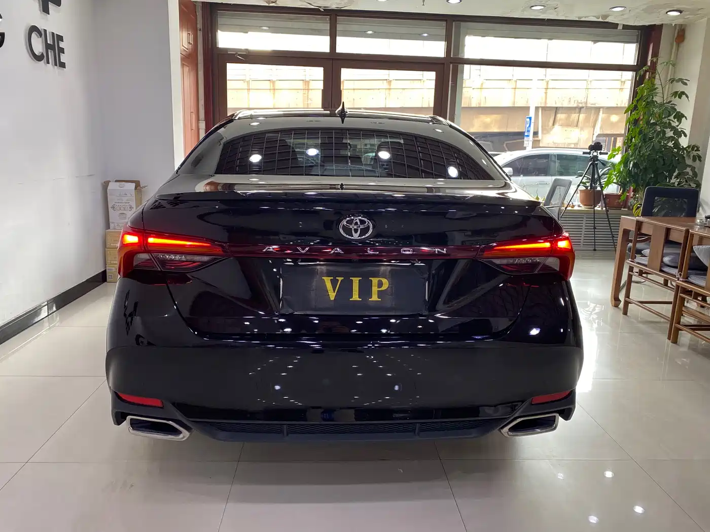 Toyota Avalon 2023 2.5L Luxury Edition фото 5