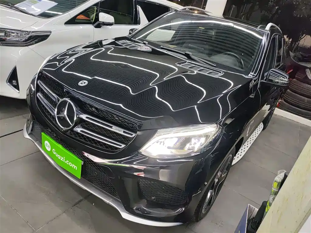 Mercedes-Benz GLE AMG 2017 AMG GLE 43 4MATIC