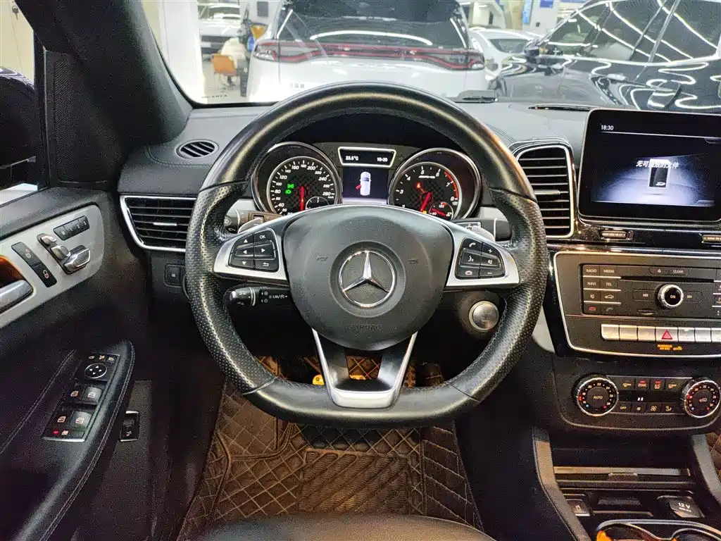 Mercedes-Benz GLE AMG 2017 AMG GLE 43 4MATIC фото 7