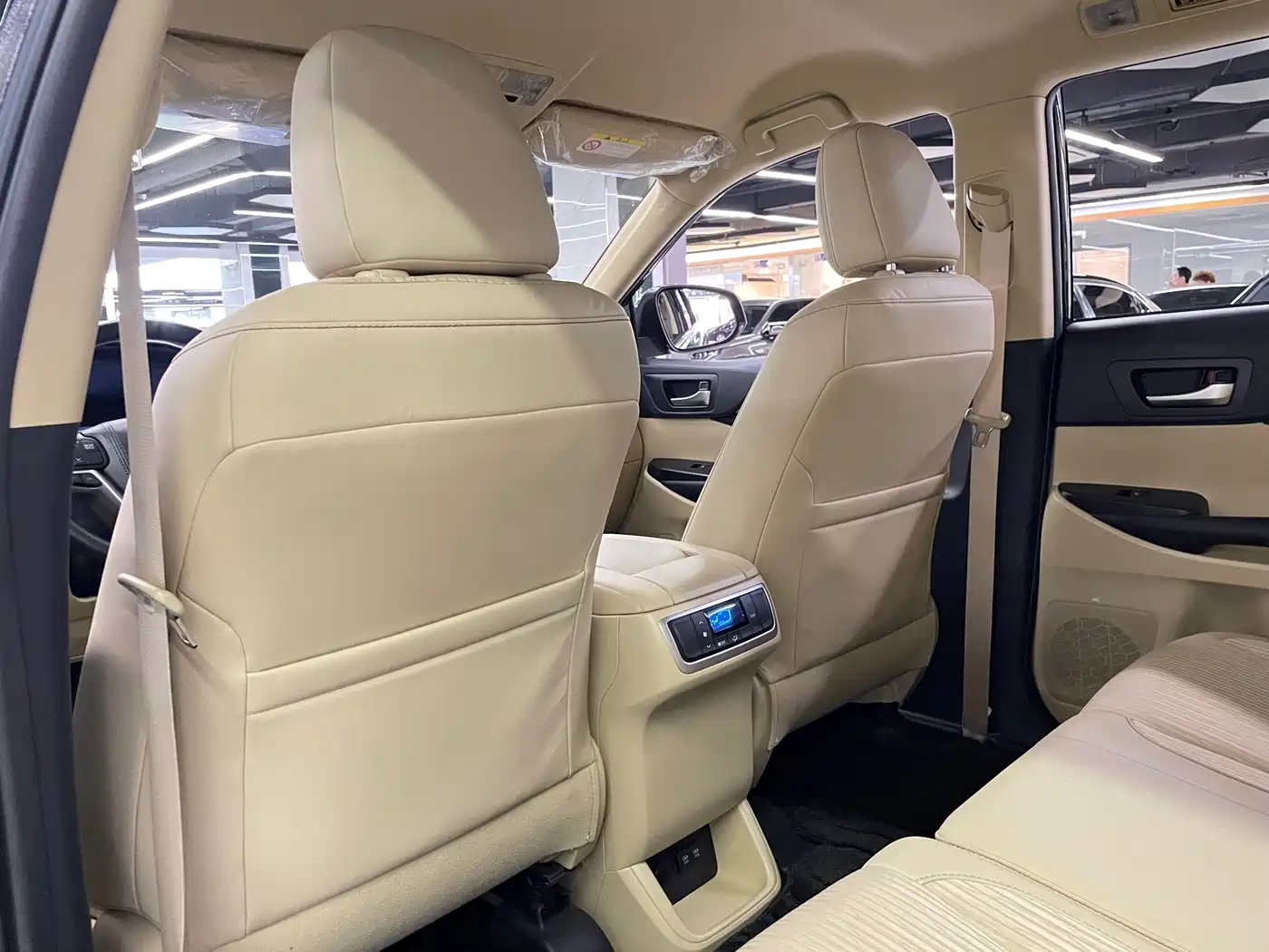Toyota Highlander 2018 2.0T 4WD Elite 7-seater China VI фото 30