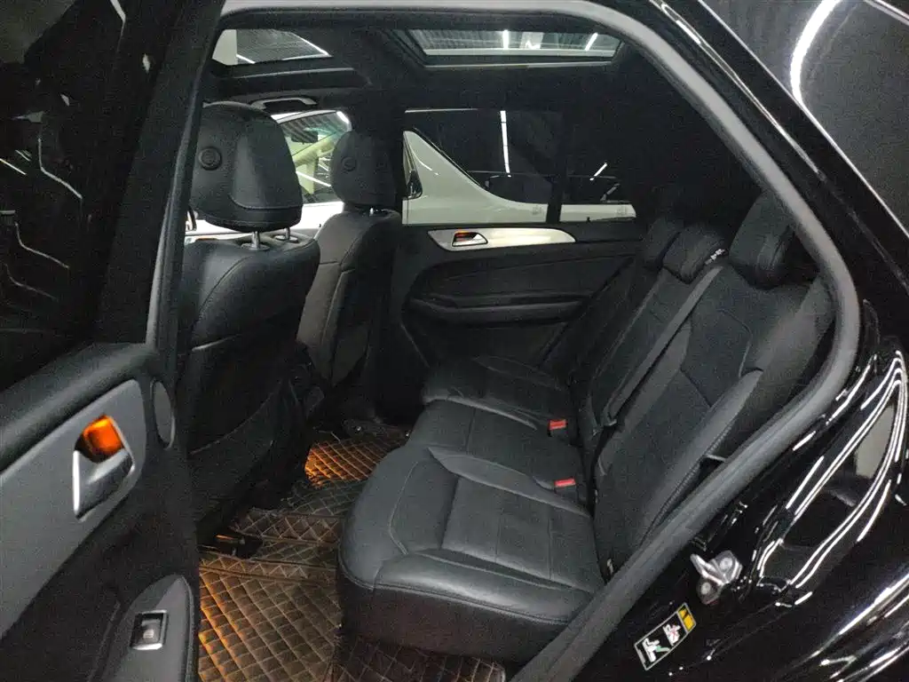 Mercedes-Benz GLE AMG 2017 AMG GLE 43 4MATIC фото 13