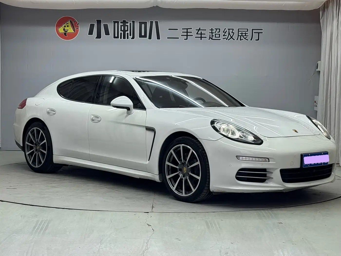 Porsche Panamera 2014 Panamera 4 3.0T фото 3