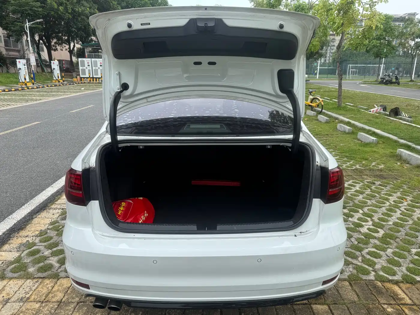 Volkswagen Sagitar 2017 280TSI Automatic R-Line фото 18