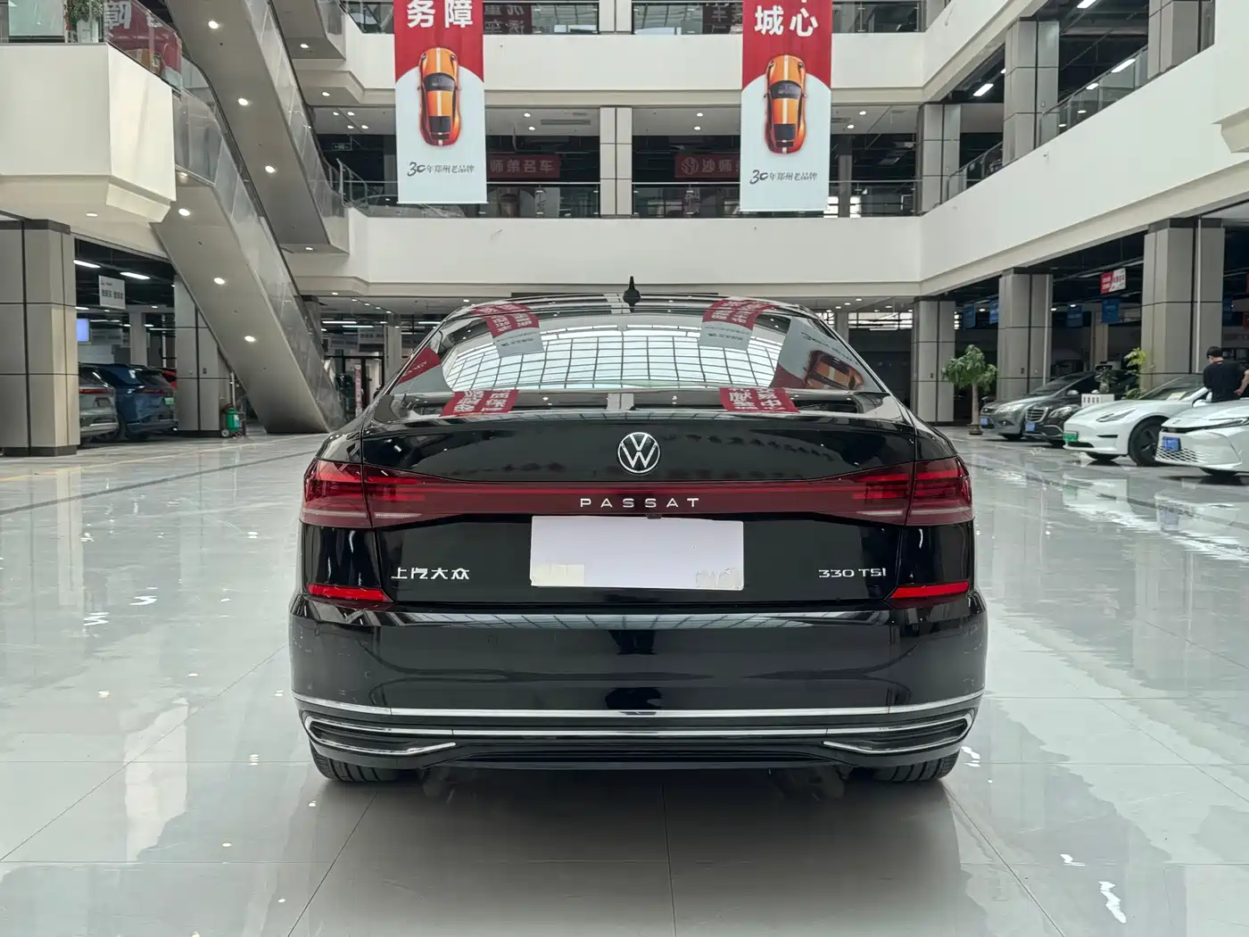 Volkswagen Passat 2021 Model 330TSI Luxury Edition фото 7