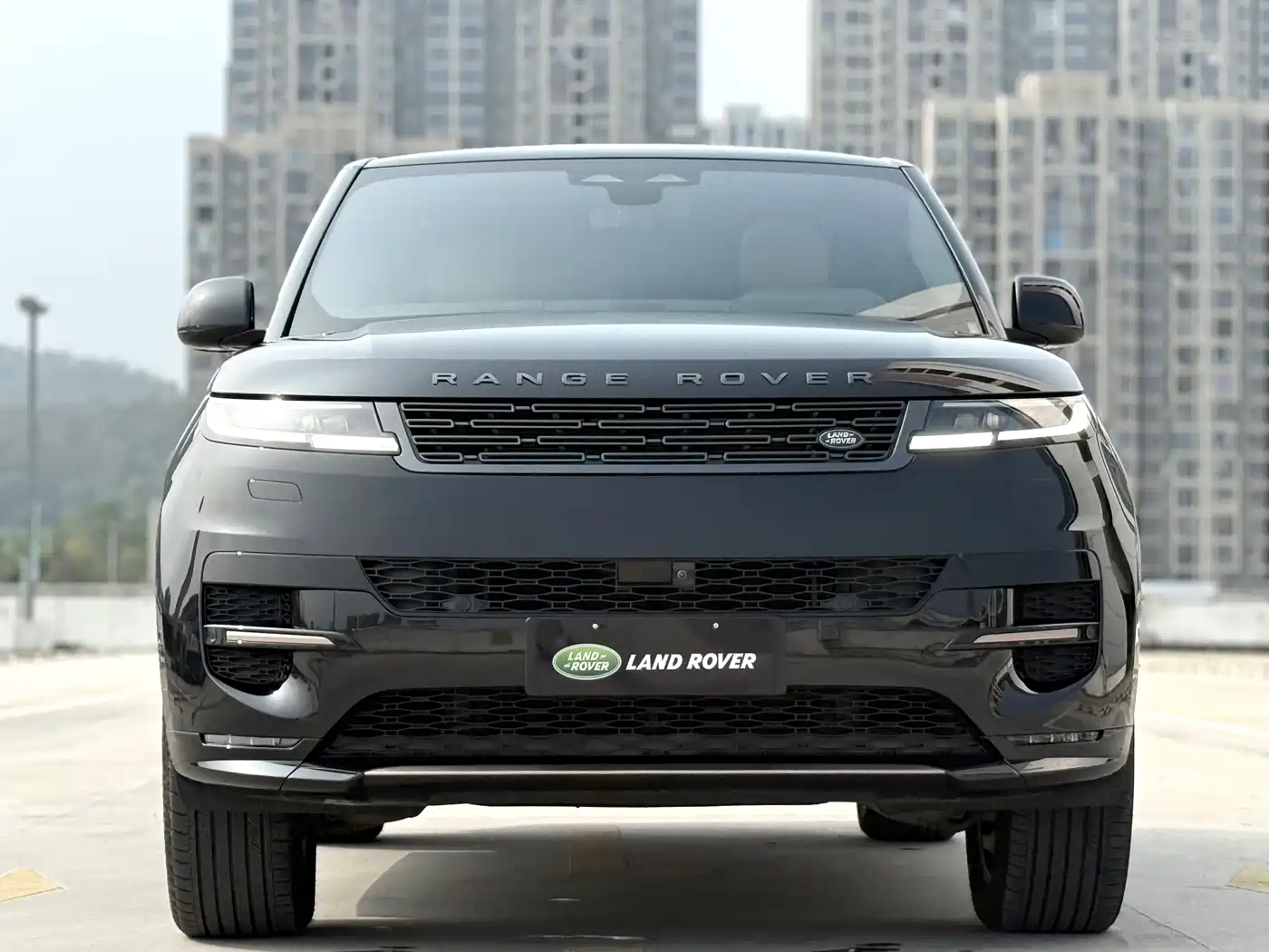 Land Rover Range Rover Sport 2024 400PS Dynamic SE фото 2