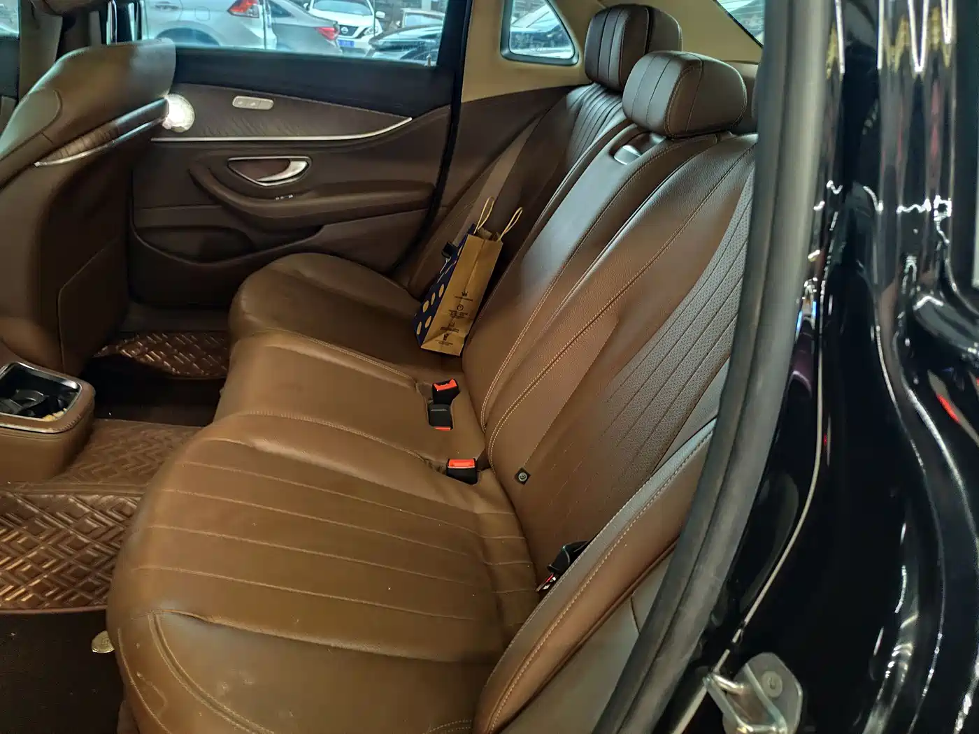 Mercedes-Benz E-Class 2022 E 300 L Fashion фото 8