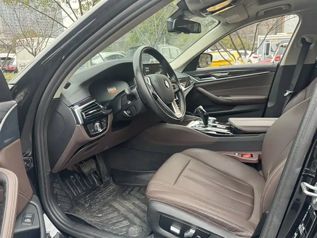 BMW 5 Series 2019 Facelift 525Li Luxury Package фото 8