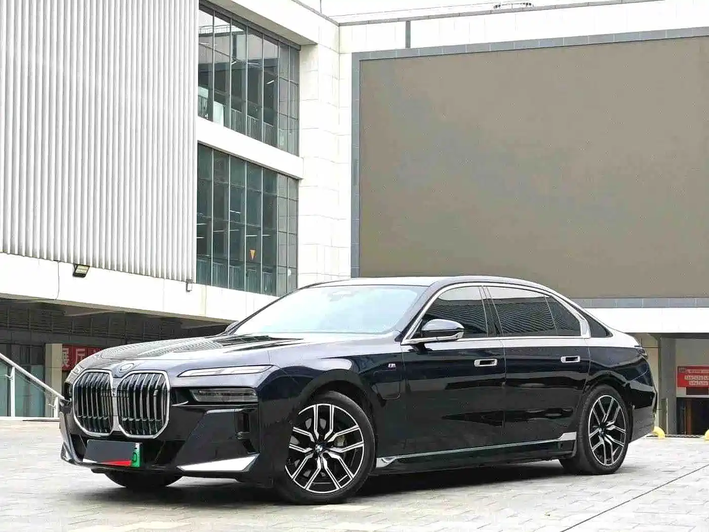 BMW i7 2023 2023 eDrive50L Leading M Sport Package