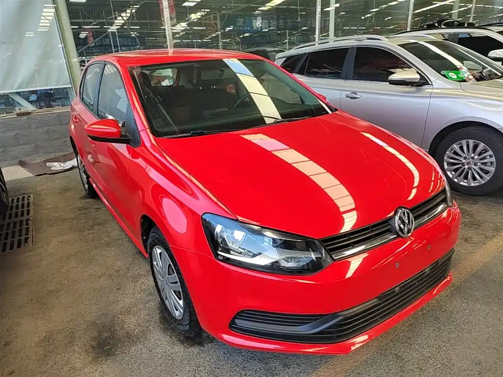 Volkswagen Polo 2016 1.4L Manual Trend фото 4