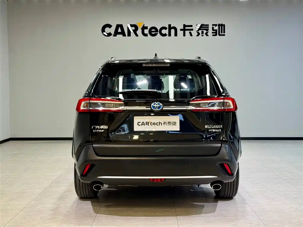 Toyota Wildlander 2023 Hybrid 2.5L E-CVT AWD Premium Edition фото 5