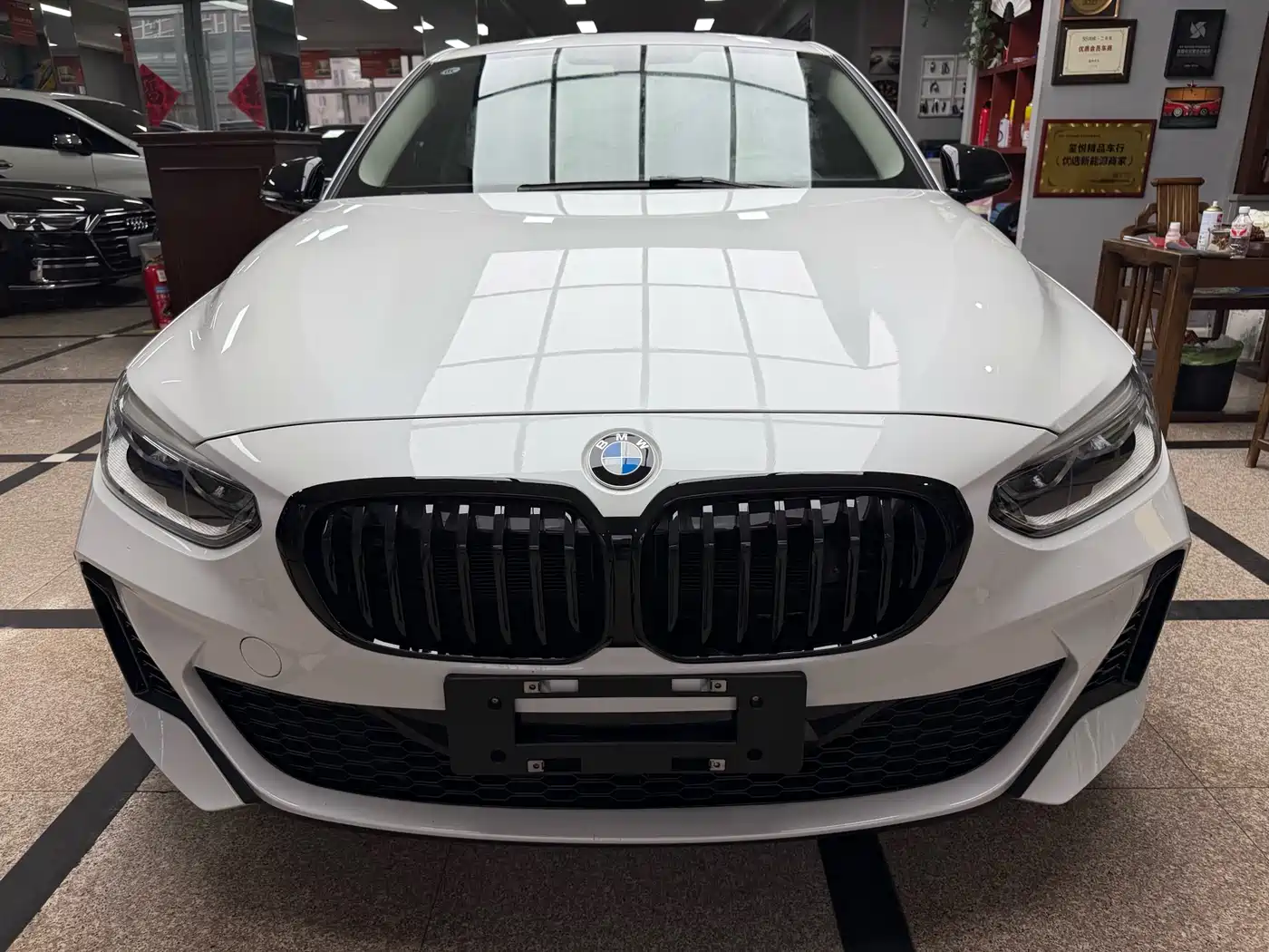 BMW 1 Series 2021 Facelift 120i M Sport Shadow Edition фото 2