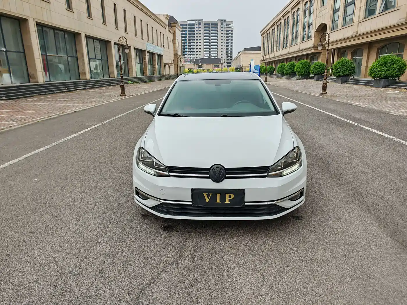 Volkswagen Golf 2020 Beloved Edition 280TSI DSG Comfort фото 3