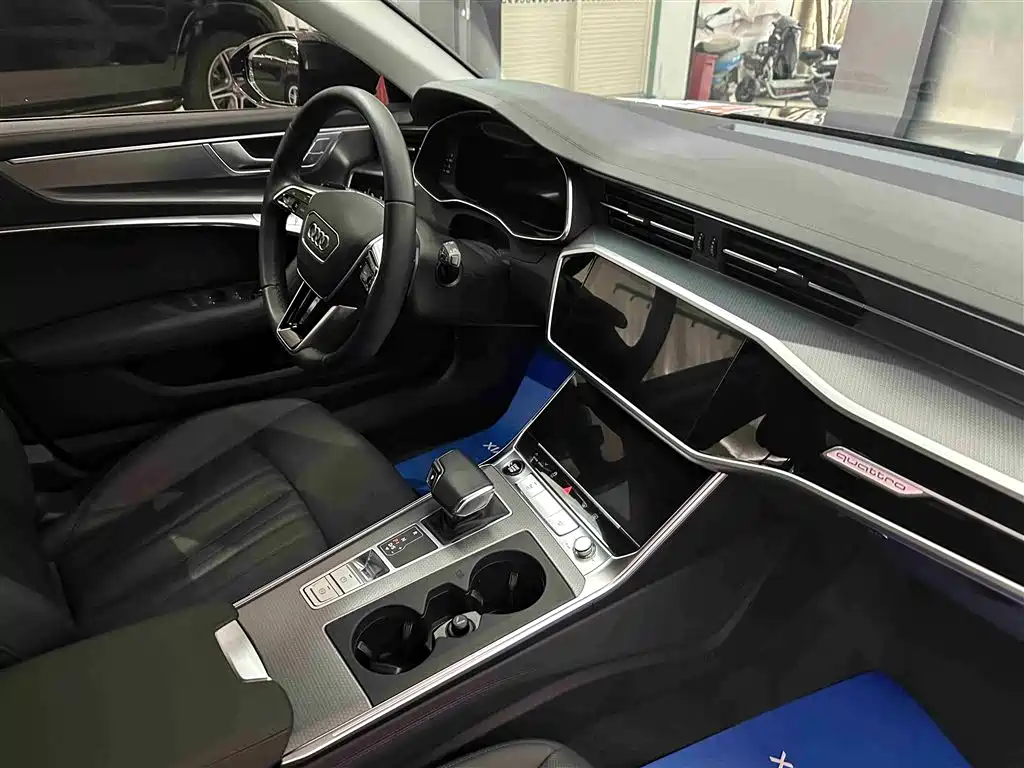 Audi A6 (Import) 2023 Model allroad quattro 55 TFSI Premium Off-road Version фото 18